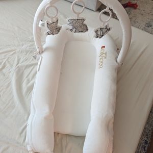 Deluxe Plus Dock A Tot with Arch